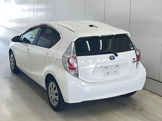 TOYOTA AQUA 2013