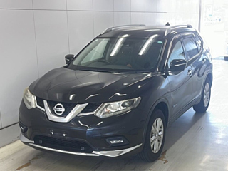 NISSAN X-TRAIL 2015