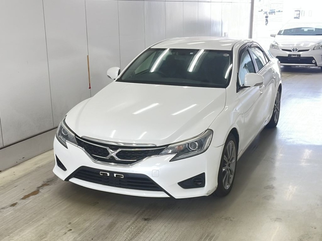 TOYOTA MARK X 2016
