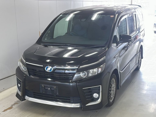 TOYOTA VOXY 2016