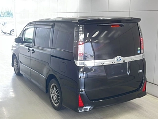 TOYOTA VOXY 2016