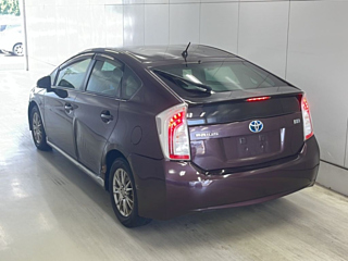 TOYOTA PRIUS 2013