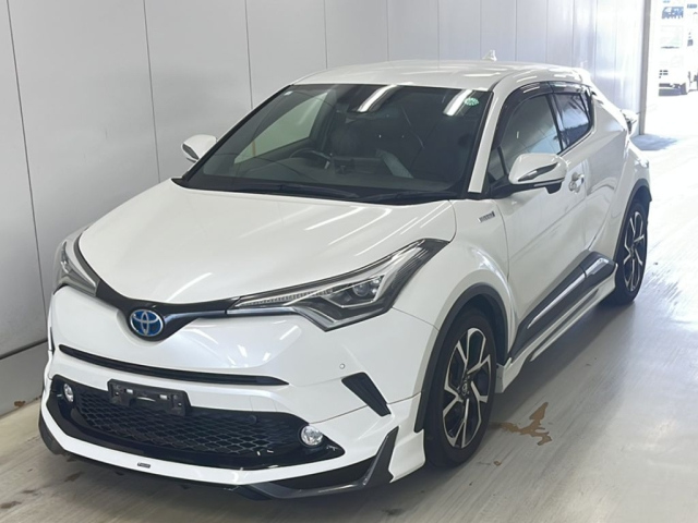 TOYOTA C-HR 2017