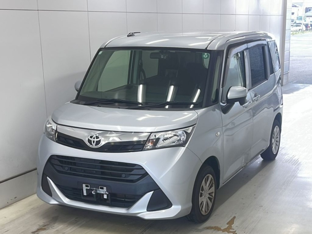 TOYOTA TANK 2018