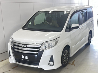 TOYOTA NOAH 2014