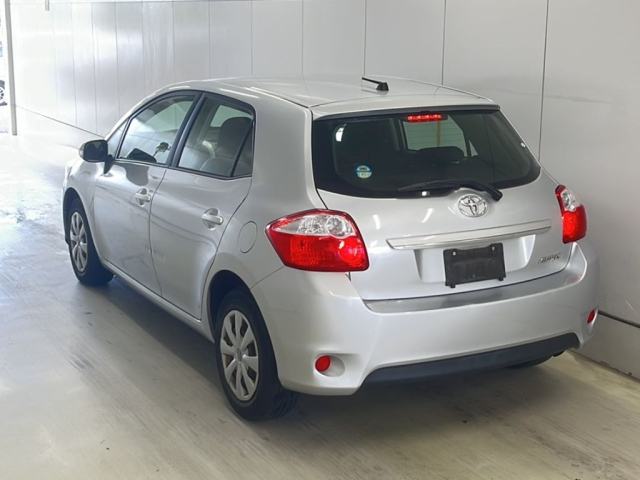 TOYOTA AURIS 2010