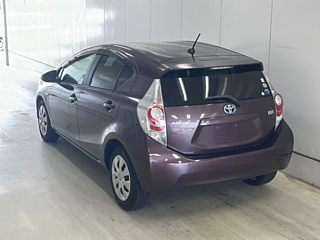 TOYOTA AQUA 2014
