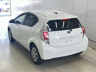 TOYOTA AQUA 2014