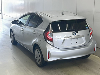 TOYOTA AQUA 2018