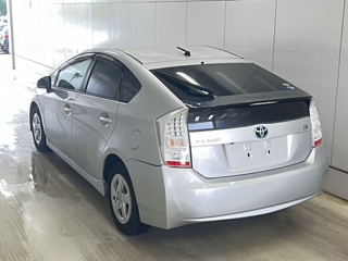 TOYOTA PRIUS 2011