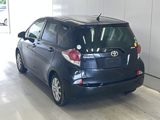 TOYOTA RACTIS 2014