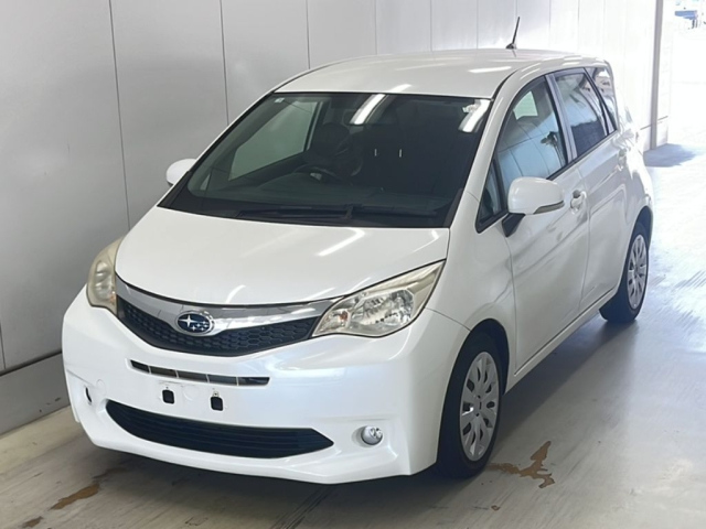 SUBARU TREZIA 2011