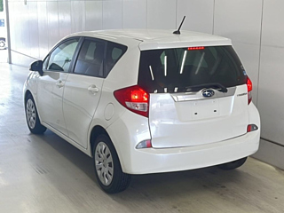 SUBARU TREZIA 2011