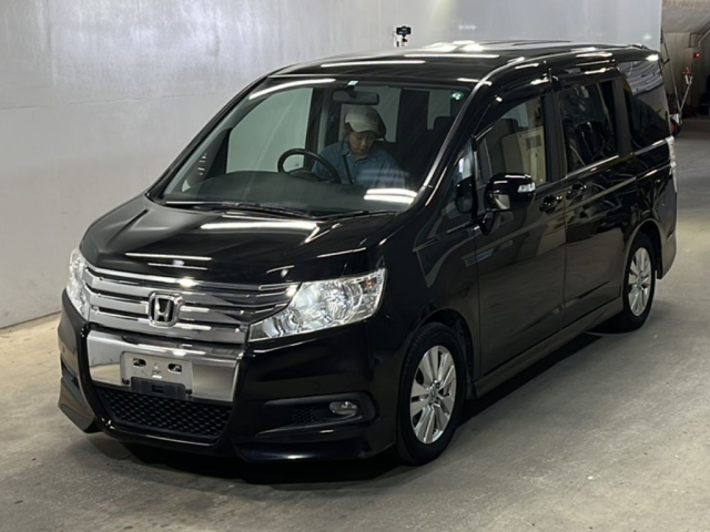HONDA STEP WAGON 2010