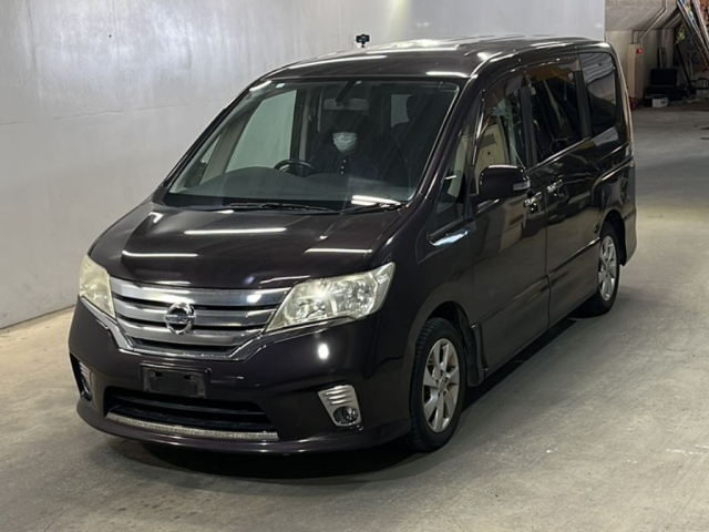 NISSAN SERENA 2011