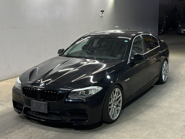 BMW 5 SERIES 2013