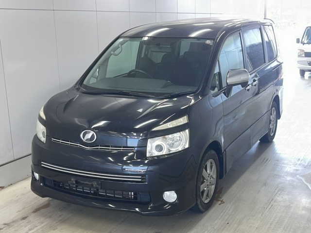 TOYOTA VOXY 2008