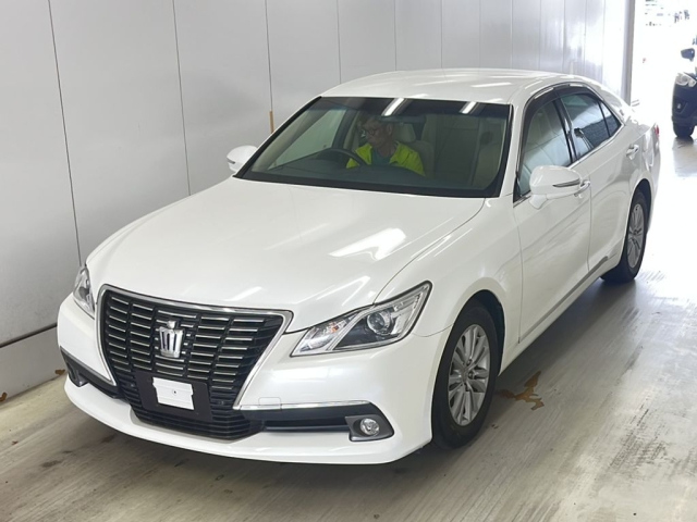 TOYOTA CROWN 2013