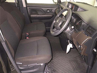 TOYOTA ROOMY 2021
