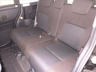 TOYOTA ROOMY 2021