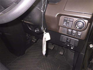 TOYOTA ROOMY 2021