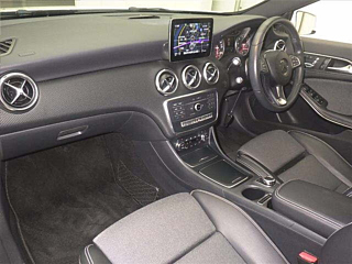 MERCEDES BENZ A CLASS 2018