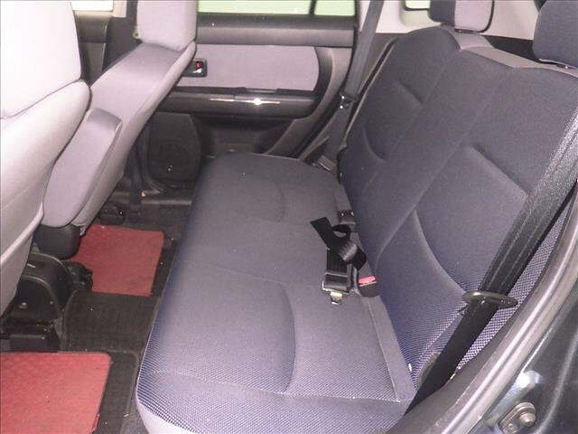 MAZDA VERISA 2010