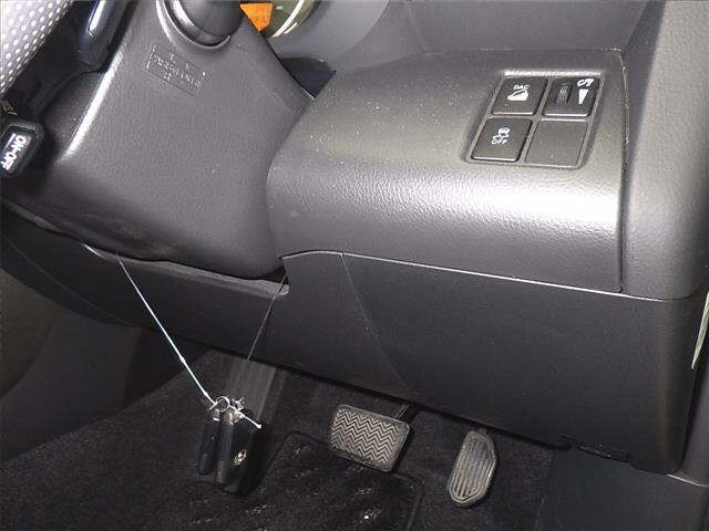 TOYOTA VANGUARD 2013