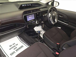 TOYOTA AQUA 2016