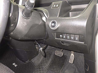 MITSUBISHI DELICA D2 2017