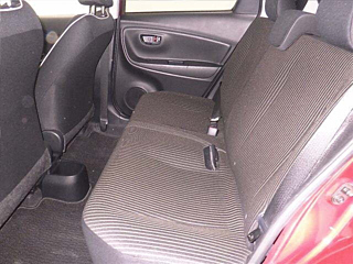 TOYOTA VITZ 2019