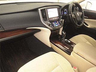TOYOTA CROWN 2013