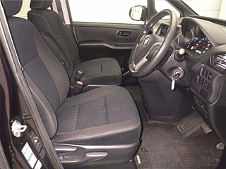 TOYOTA NOAH 2014
