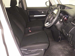 TOYOTA ROOMY 2021