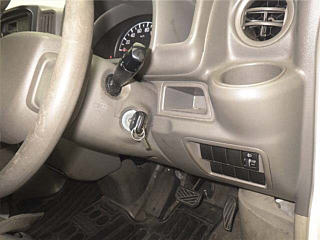 MITSUBISHI MINICAB VAN 2015
