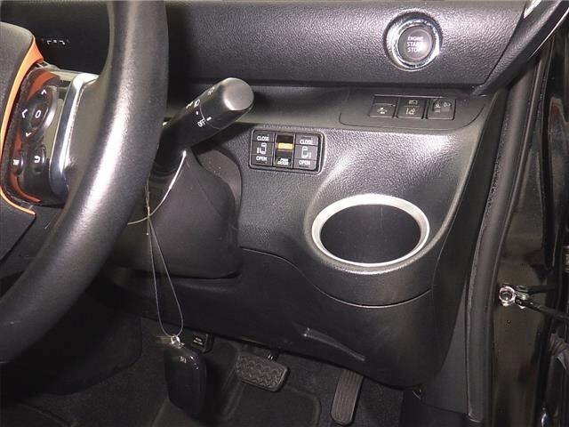 TOYOTA SIENTA 2021