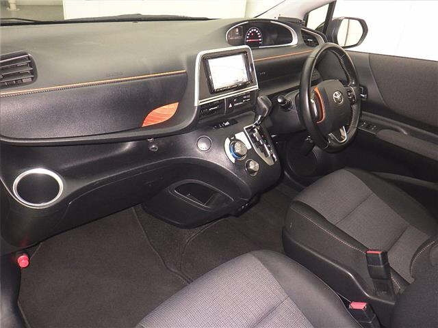 TOYOTA SIENTA 2021