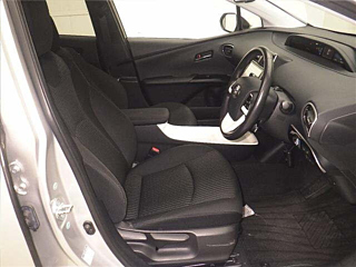 TOYOTA PRIUS 2017
