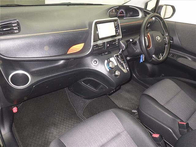 TOYOTA SIENTA 2020