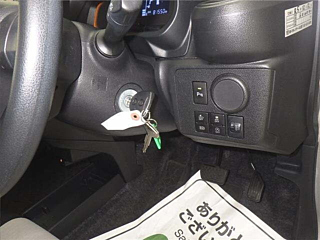 DAIHATSU MIRA E S 2021