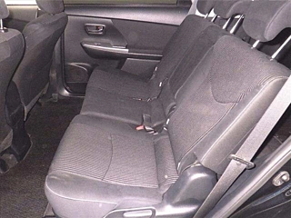 TOYOTA PRIUS ALPHA 2020