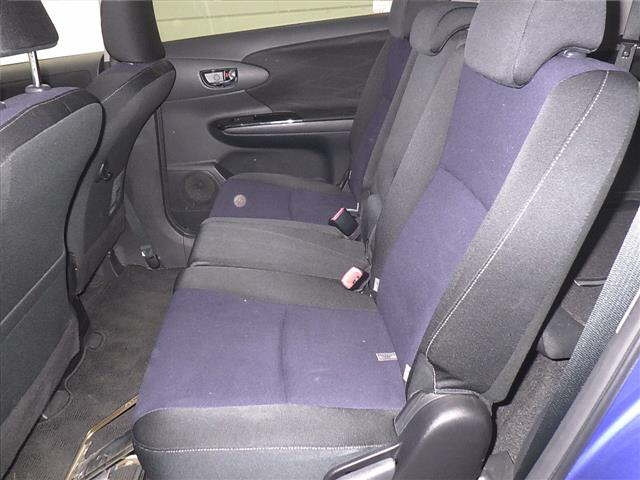 TOYOTA WISH 2012