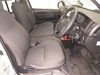 TOYOTA HIACE VAN 2014