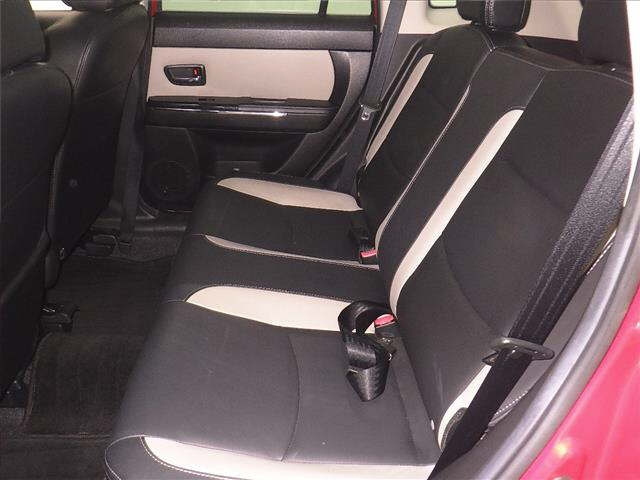 MAZDA VERISA 2010