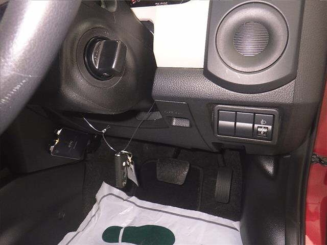 MAZDA VERISA 2010
