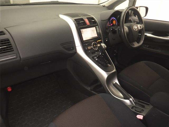 TOYOTA AURIS 2010