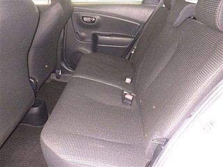 TOYOTA VITZ 2016