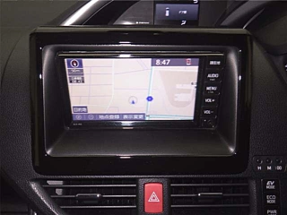 TOYOTA VOXY 2021