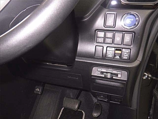 TOYOTA VOXY 2021