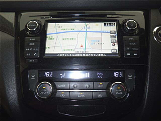 NISSAN X-TRAIL 2014